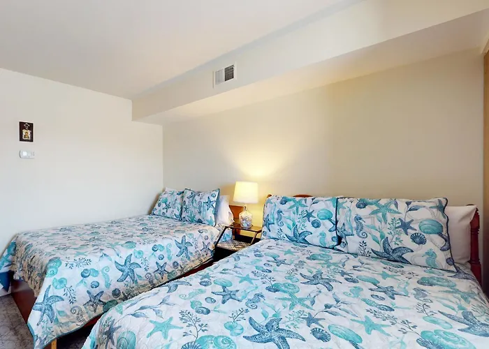 Jamaica Place 107 Apartment